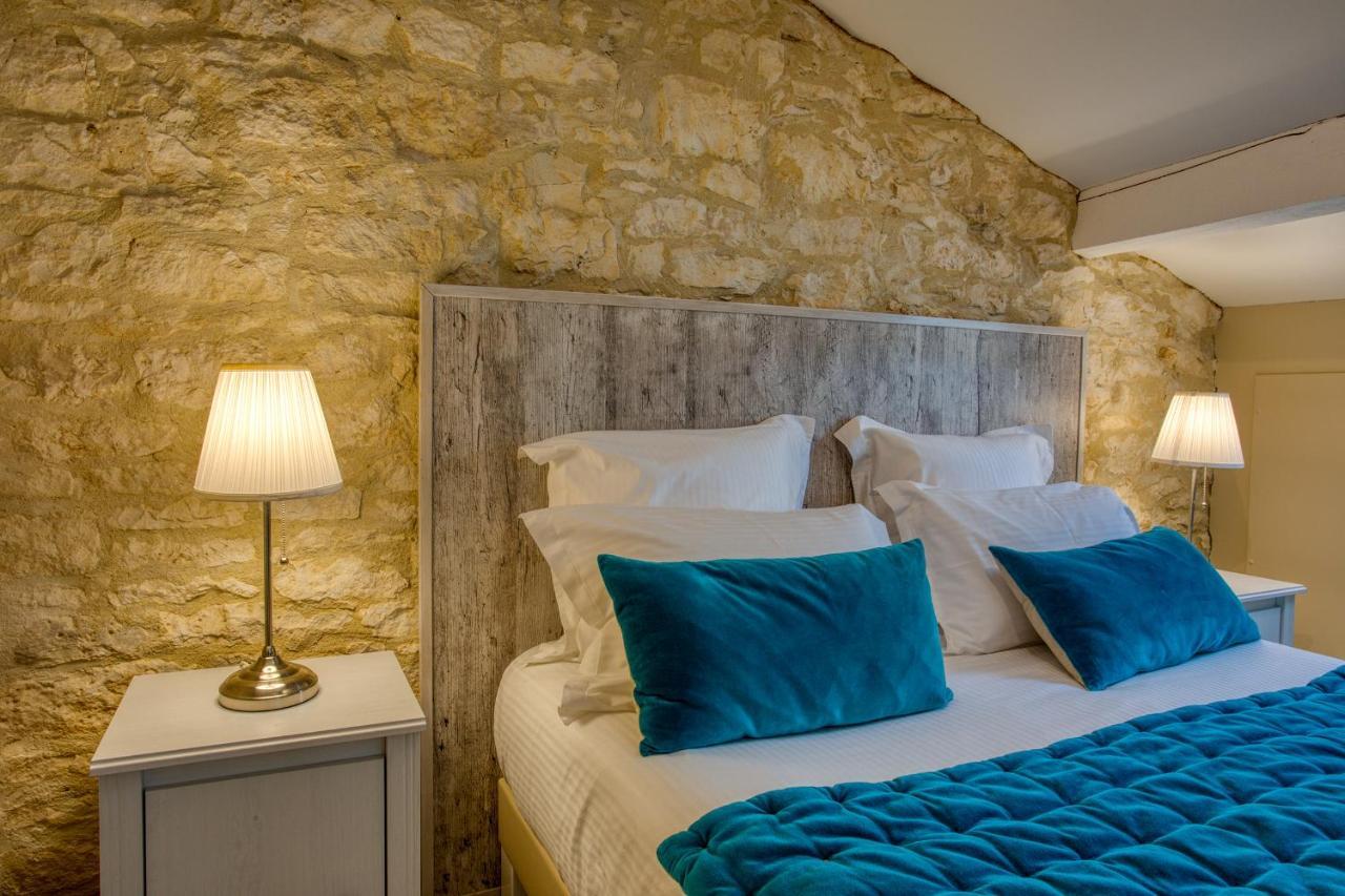 Domaine Des Pierres Blanches - Gite La Salamandre Vila Carlux Exterior foto